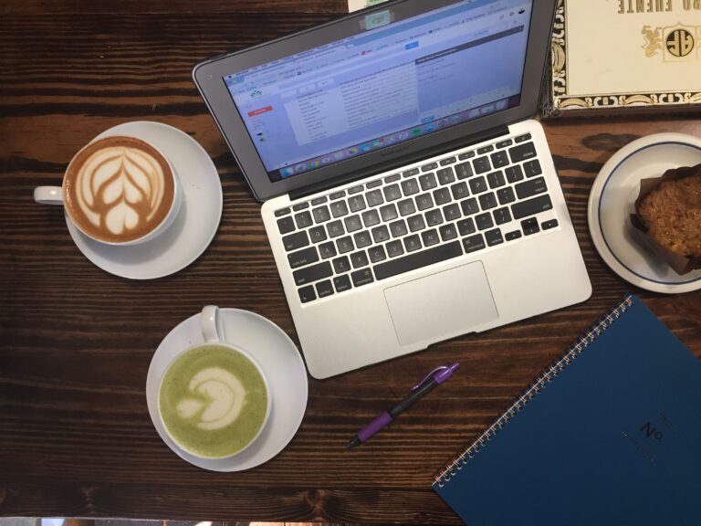 How to Develop a Writing Habit That Actually Sticks
